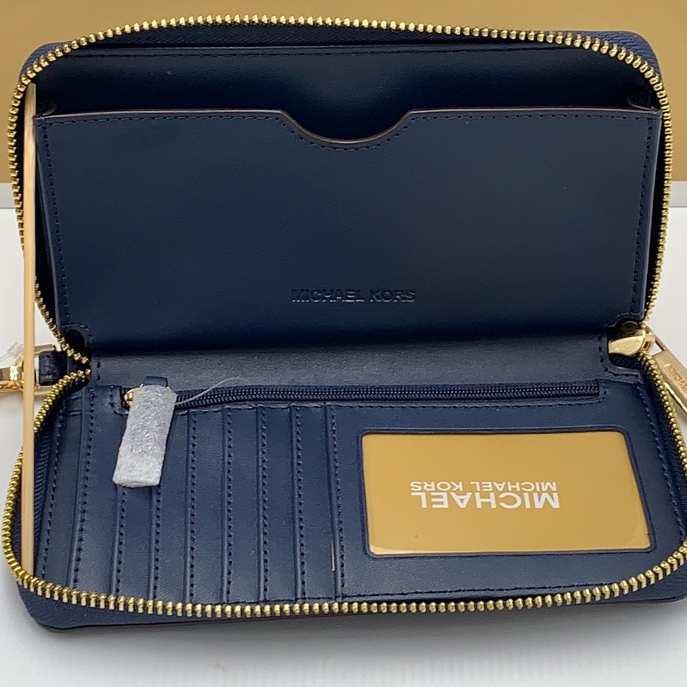 MICHAEL KORS LARGE FLAT MULTIFUNCTION PHONE CASE WALLET WRISTLET NAVY COLOR - Picture 8 of 11